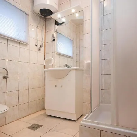 Апартаменты Bra I Premium With Outdoor Pool And Sauna - Obe Bedroom With Balcony *