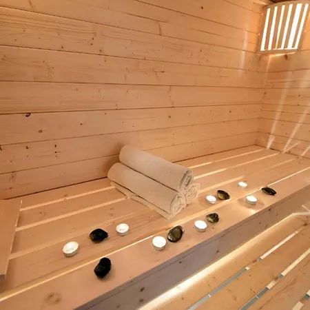 Bra I Premium With Outdoor Pool And Sauna - Obe Bedroom With Balcony Lejlighed