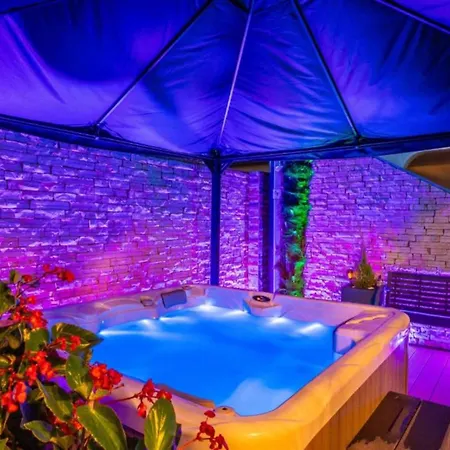 Bra I Premium With Outdoor Pool And Sauna - Obe Bedroom With Balcony Sukošan